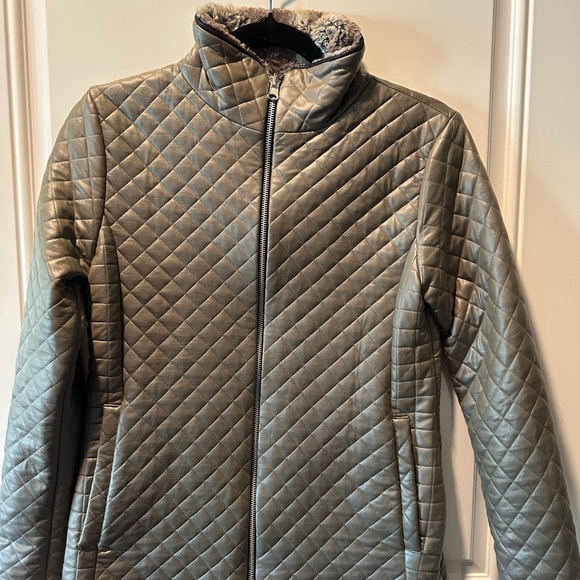 Quilted Women's Jacket - Gray - Picture 1 of 3